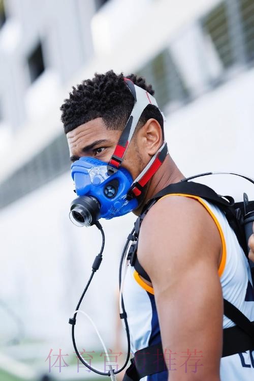 皇马官方-贝林厄姆肌肉受伤 媒体预计缺阵1个月